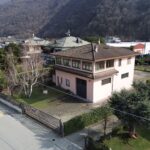 Dubino Casa indipendente con Officina e Abitazione