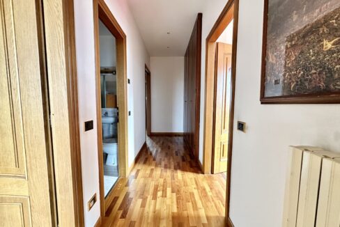 Dubino Casa indipendente con Officina e Abitazione