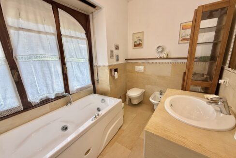 Griante Villa con Giardino60
