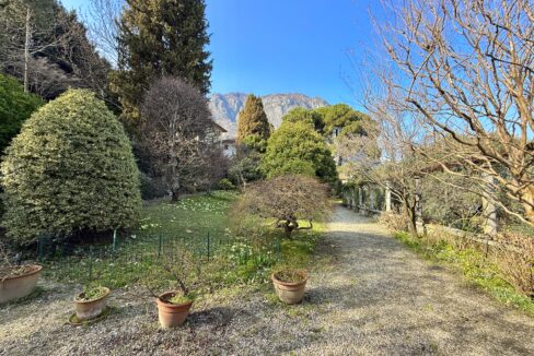 Griante Villa con Giardino66