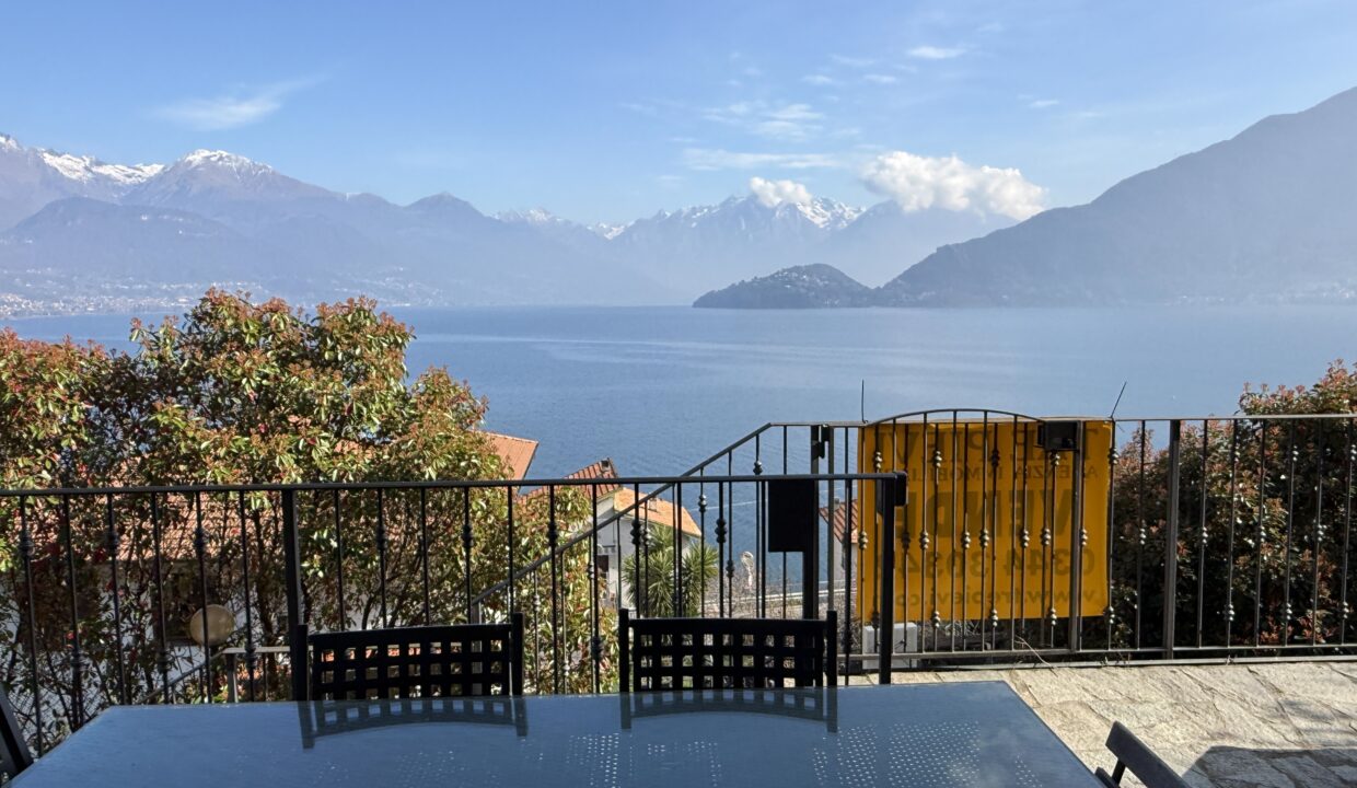 Pianello Casa Vista Lago - Vista dal balcone