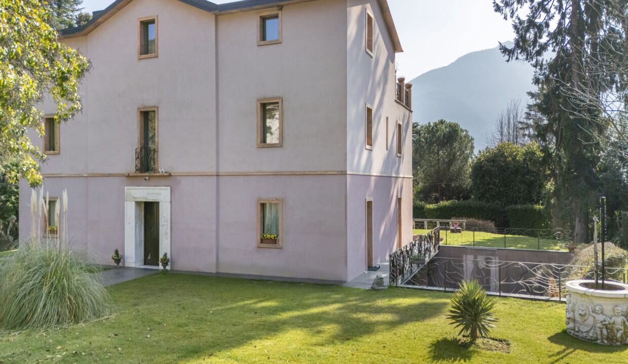 Lago di Como Tremezzo Villa