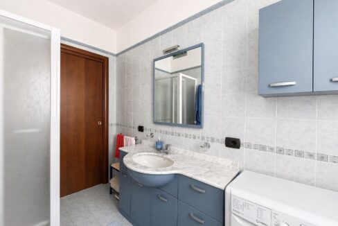 Bagno Appartamento Gravedona Rif.A036 - 24-04-2026 alle 15-22-50 2_rid