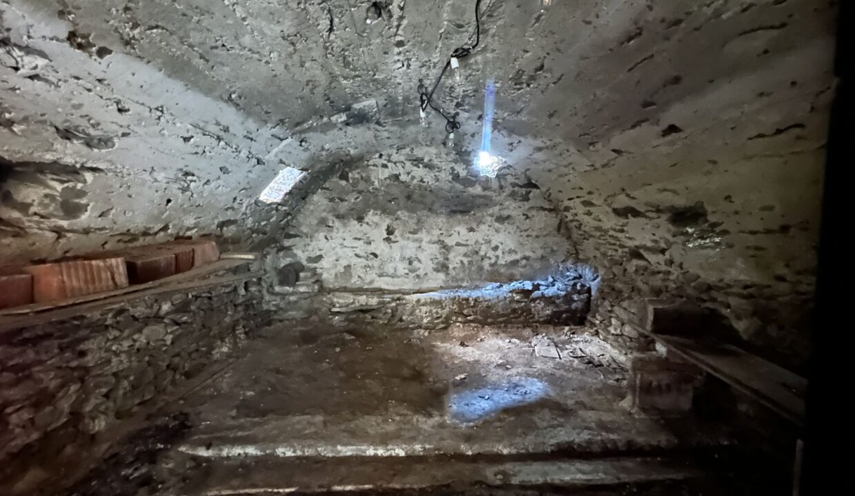 Casa Domaso Collinare con Balconi