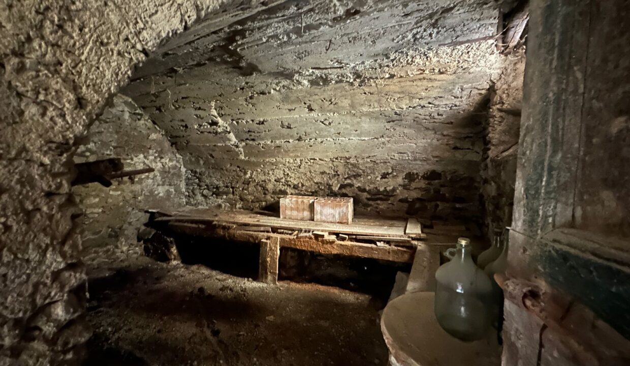 Casa Domaso Collinare con Balconi