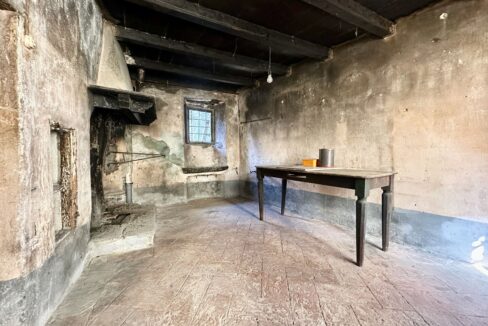 Casa Domaso Collinare con Balconi