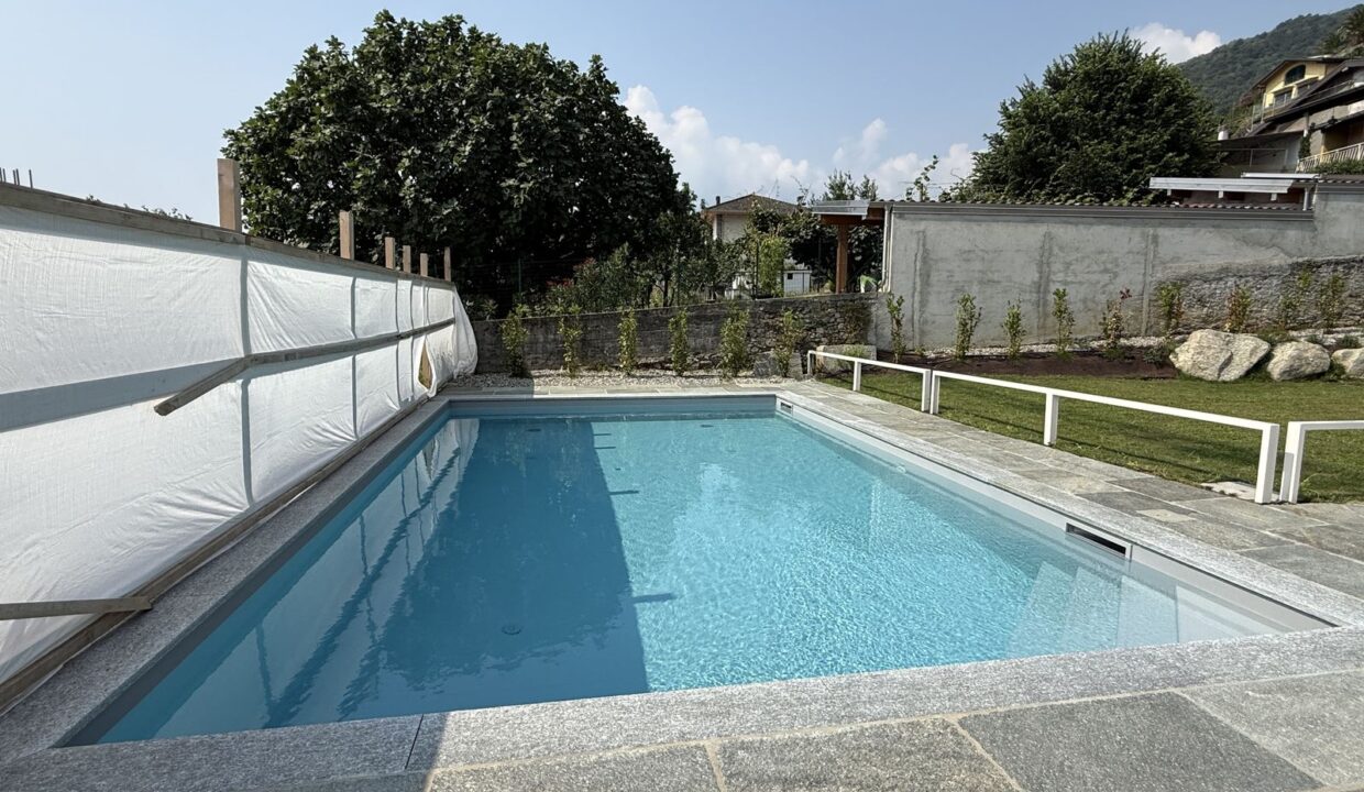 Lago Como Domaso Appartamenti Residence con Piscina