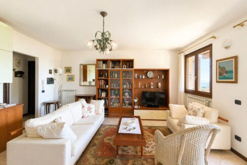 Soggiorno Appartamento Gravedona Rif.A036 - 24-04-2026 alle 15-21-41 3_rid