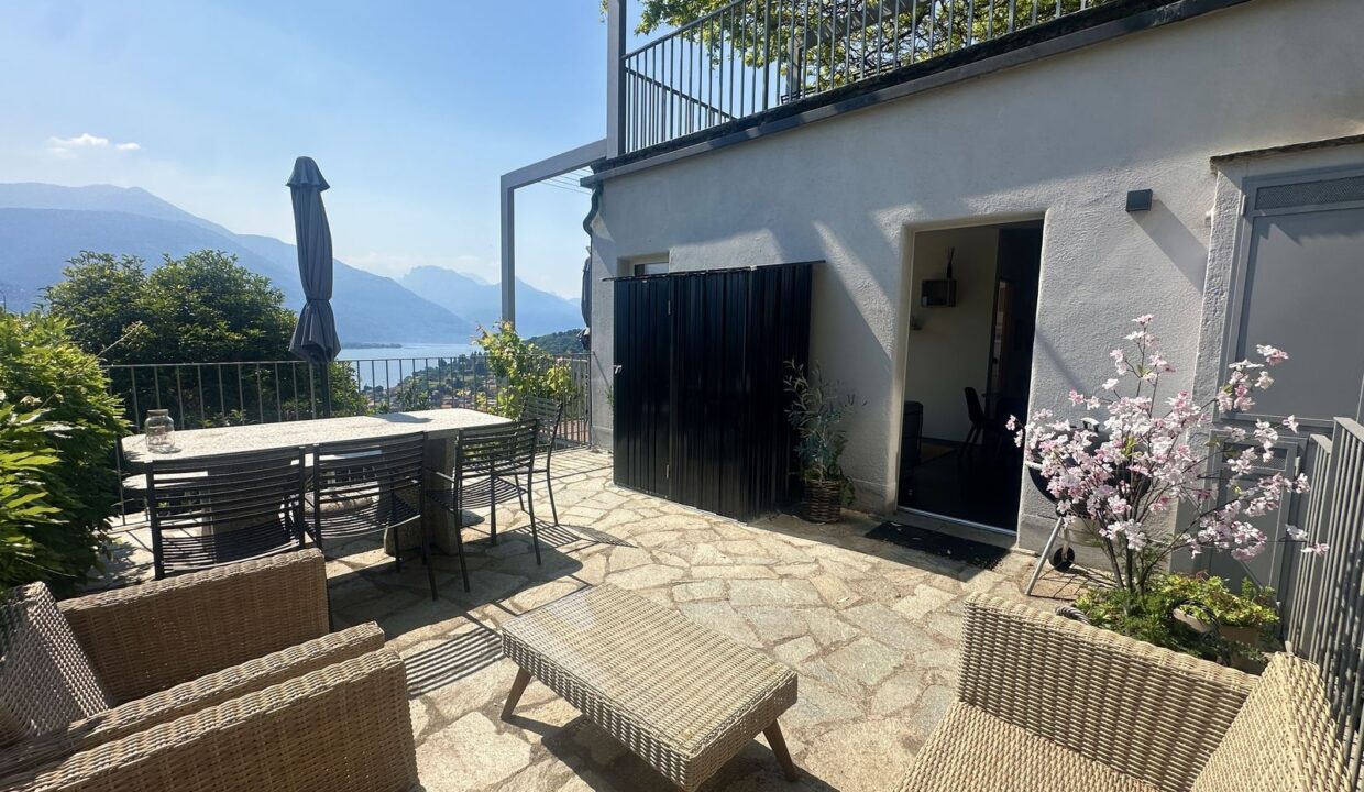 Appartamento Pianello del Lario con Terrazzi Vista Lago