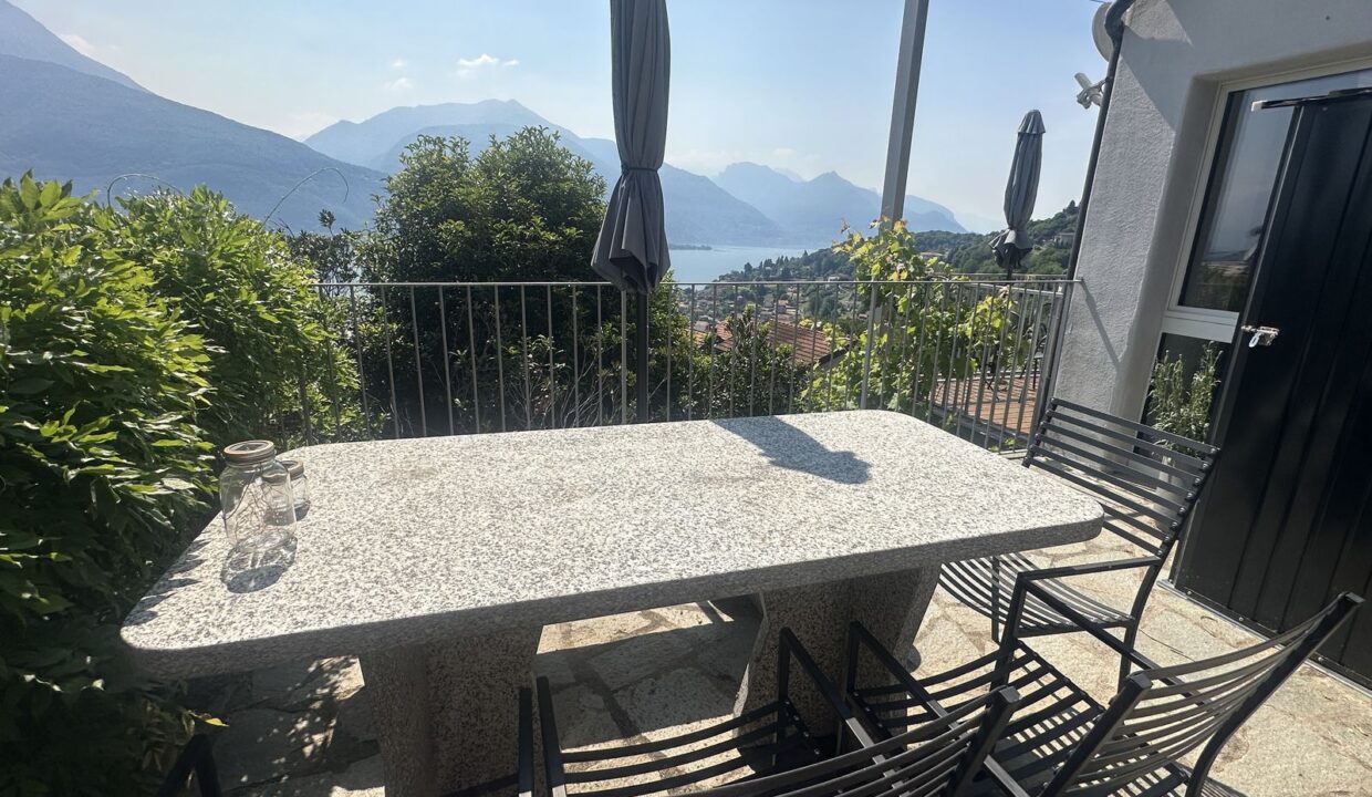Appartamento Pianello del Lario con Terrazzi Vista Lago