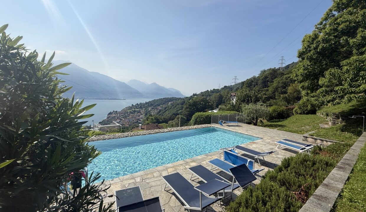 Appartamento Pianello del Lario con Terrazzi Vista Lago
