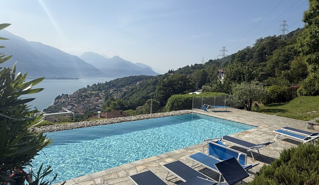 Appartamento Pianello del Lario con Terrazzi Vista Lago