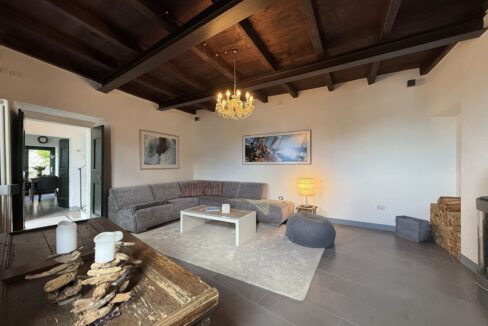 Casale Restaurato Vercana Vista Lago di Como
