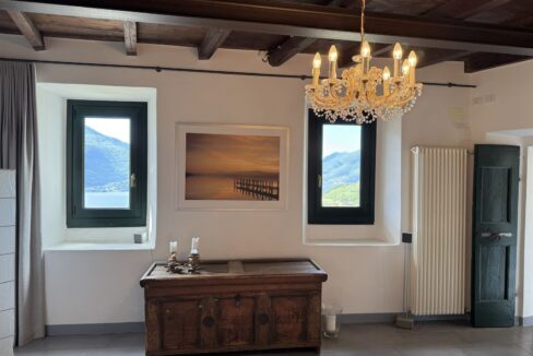 Casale Restaurato Vercana Vista Lago di Como