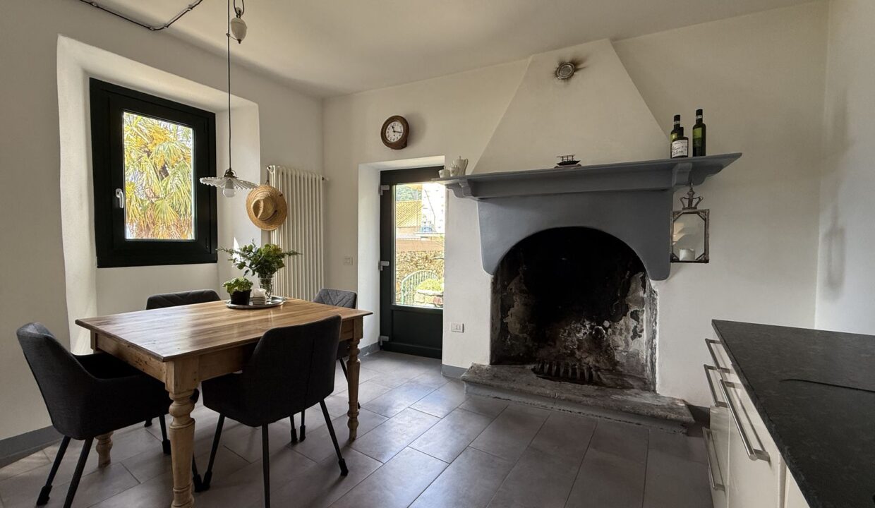 CASA Vercana Lago Como Rif.C080 -12-05-2026 alle 16-10-21 48_rid