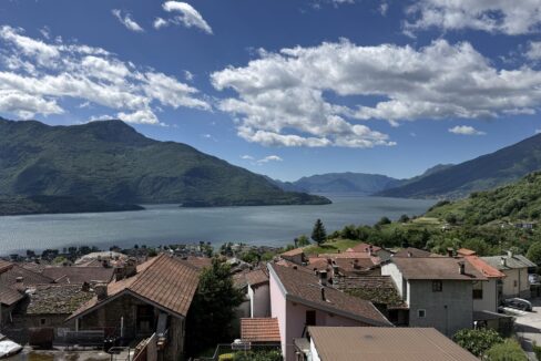 Casale Restaurato Vercana Vista Lago di Como
