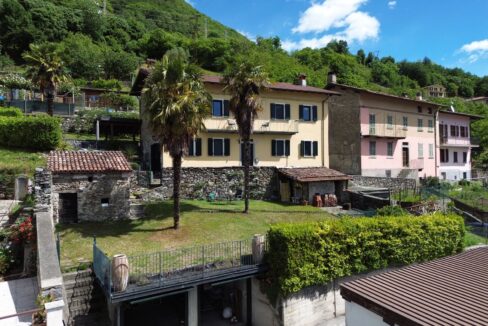 Casale Restaurato Vercana Vista Lago di Como