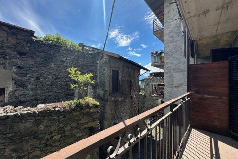Valtellina Caratteristica Casa in Pietra nel Borgo Storico di Cino