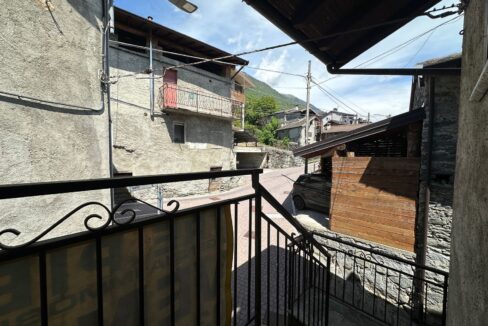 Valtellina Caratteristica Casa in Pietra nel Borgo Storico di Cino
