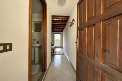 Valtellina Caratteristica Casa in Pietra nel Borgo Storico di Cino