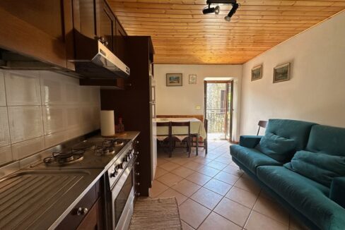Valtellina Caratteristica Casa in Pietra nel Borgo Storico di Cino