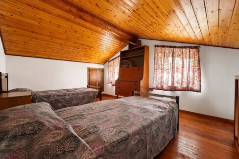Valtellina Caratteristica Casa in Pietra nel Borgo Storico di Cino