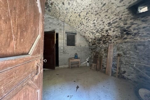 Valtellina Caratteristica Casa in Pietra nel Borgo Storico di Cino
