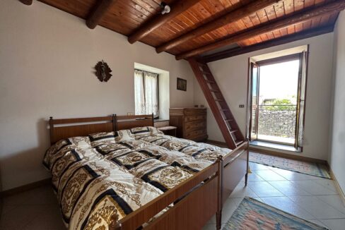 Valtellina Caratteristica Casa in Pietra nel Borgo Storico di Cino