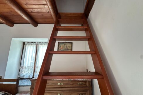Valtellina Caratteristica Casa in Pietra nel Borgo Storico di Cino