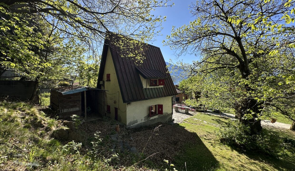 Casa con Giardino Gravedona ed Uniti