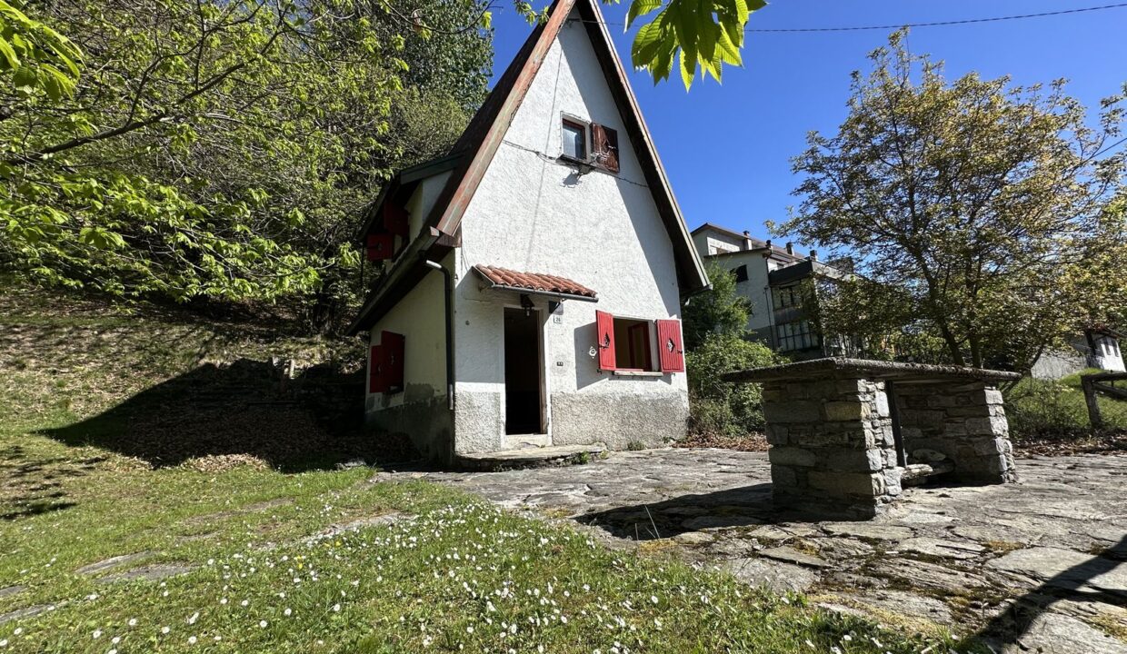 Casa con Giardino Gravedona ed Uniti