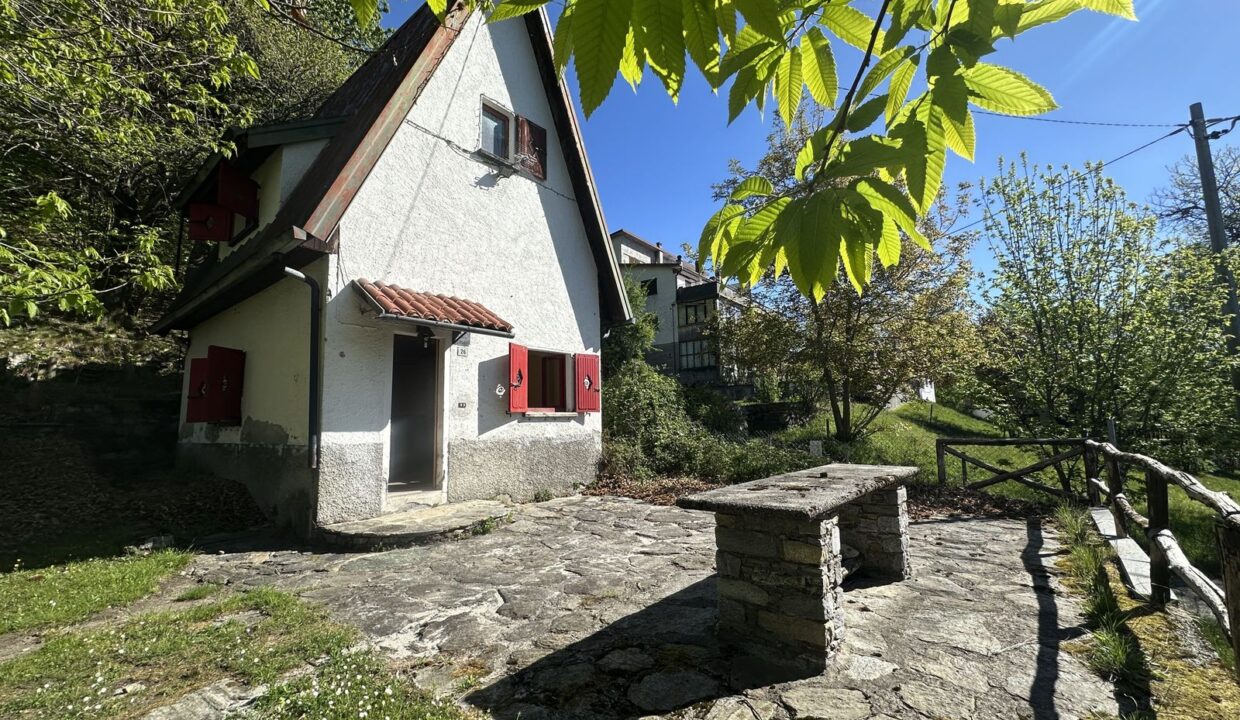 Casa con Giardino Gravedona ed Uniti