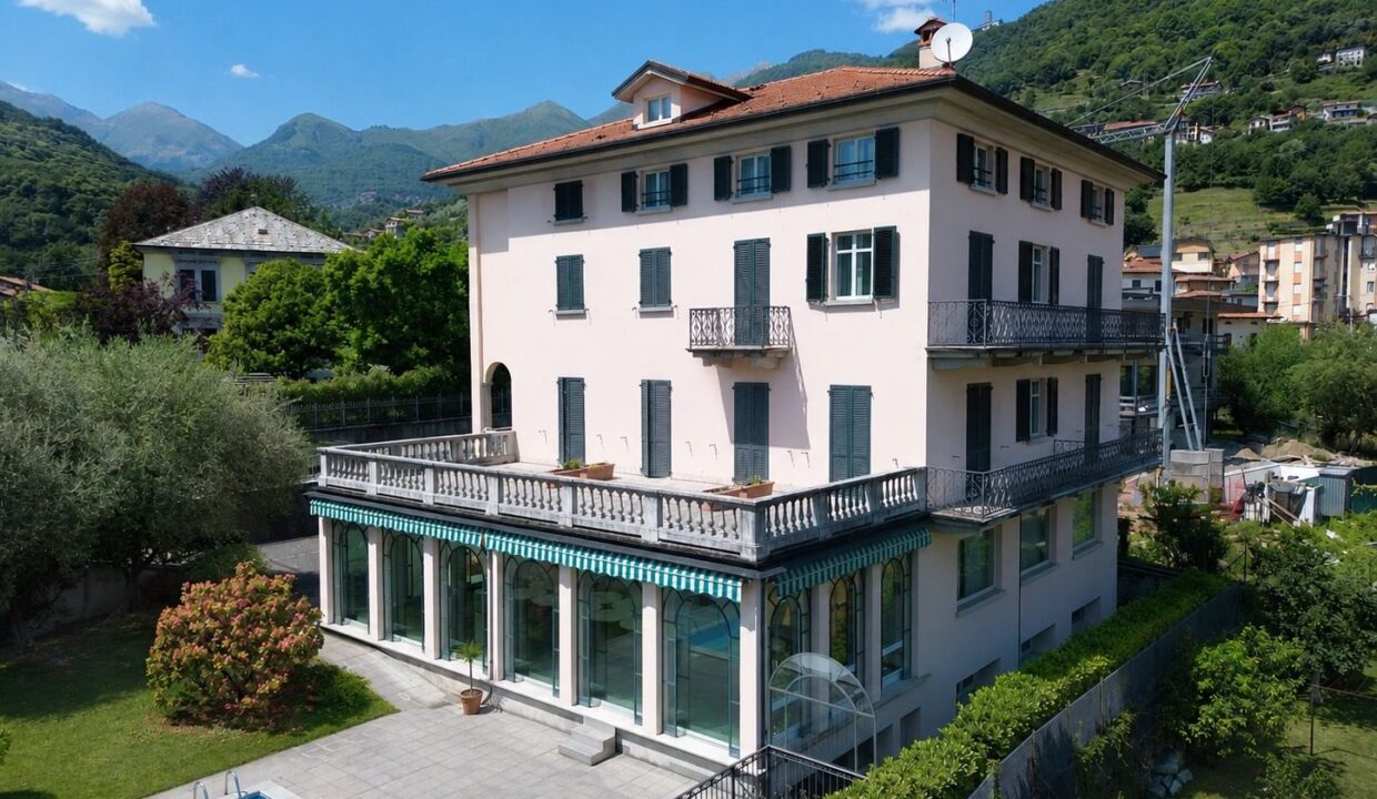 Hotel Lago Como Gravedona ed Uniti con Piscina