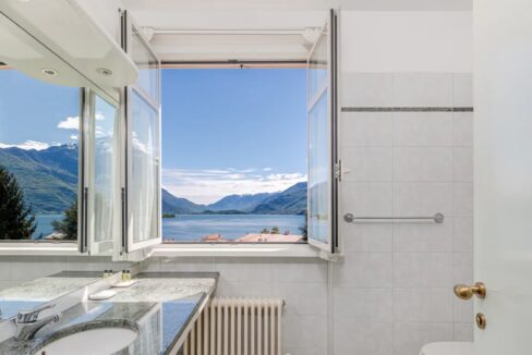 Hotel Lago Como Gravedona ed Uniti con Piscina