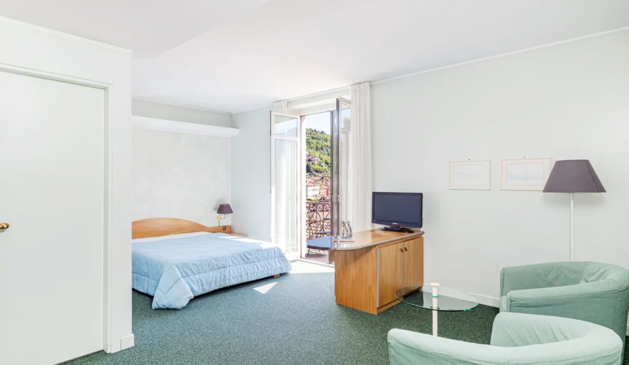 Hotel Lago Como Gravedona ed Uniti con Piscina