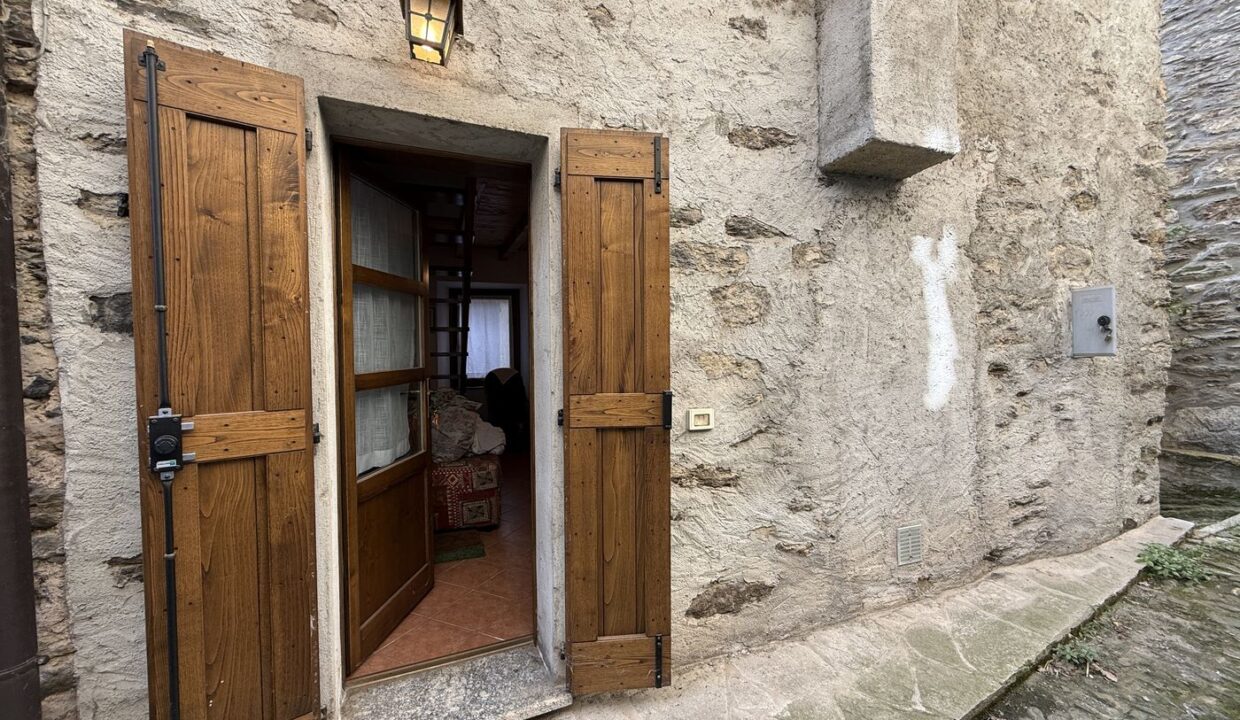 Rustico Ristrutturato San Siro Lago di Como