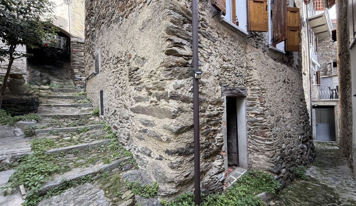 Rustico Ristrutturato San Siro Lago di Como