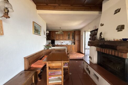 Villa Indipendente Stazzona con Vista Lago