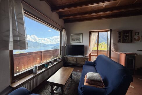Villa Indipendente Stazzona con Vista Lago