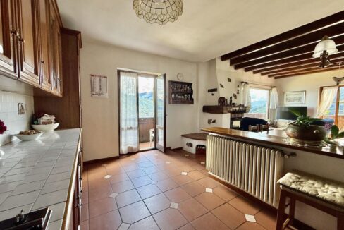 Villa Indipendente Stazzona con Vista Lago