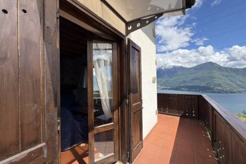Villa Indipendente Stazzona con Vista Lago