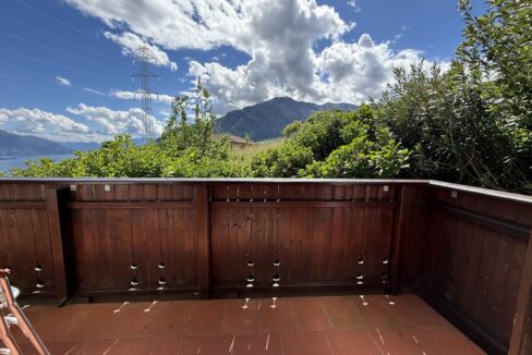 Villa Indipendente Stazzona con Vista Lago