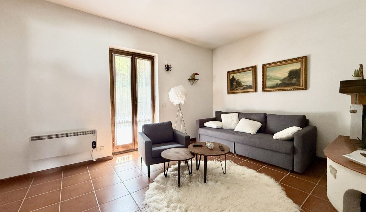 Villa Indipendente Stazzona con Vista Lago