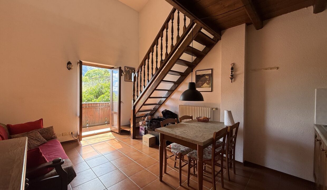 Villa Indipendente Stazzona con Vista Lago
