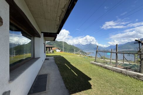 Villa Indipendente Stazzona con Vista Lago