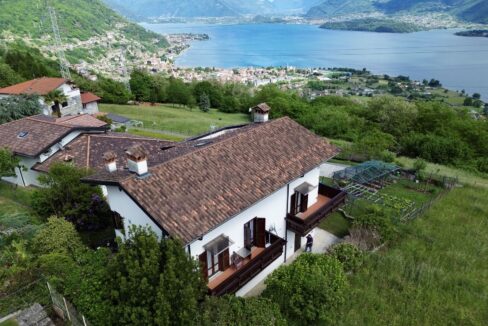 Villa Indipendente Stazzona con Vista Lago