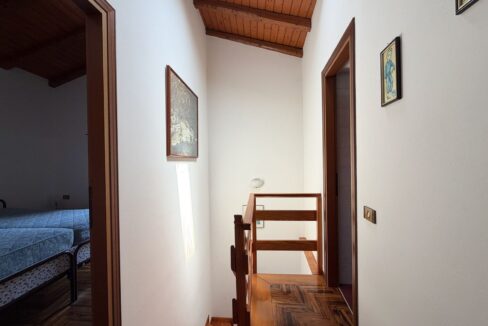 Casa con Balcone Vercana Lago di Como