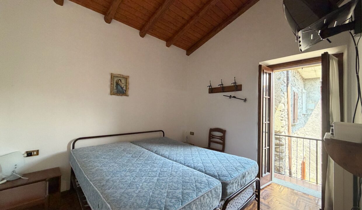 Casa con Balcone Vercana Lago di Como