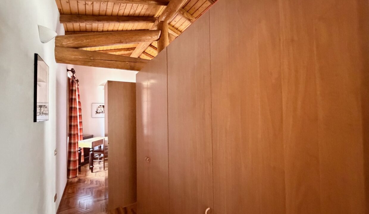 Casa con Balcone Vercana Lago di Como