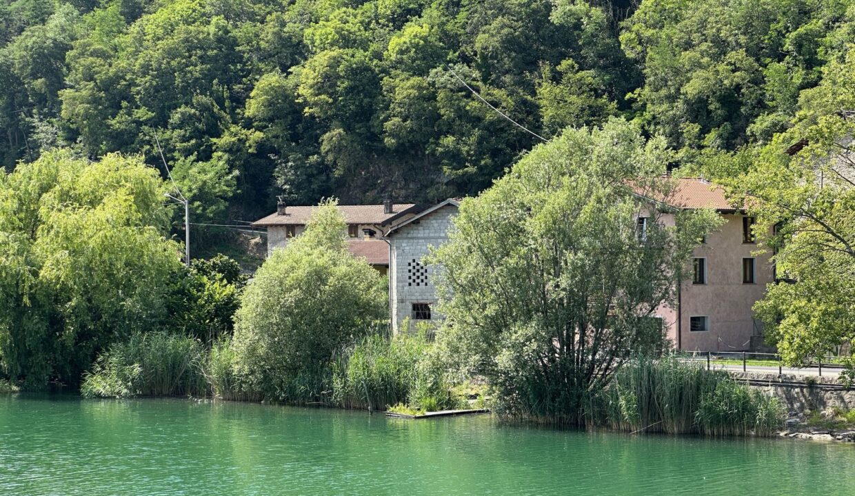 Casa Indipendente da Ristrutturare Sorico